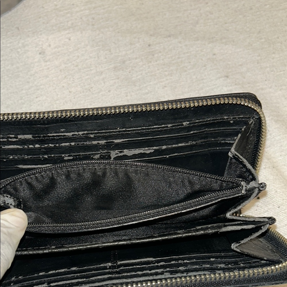 Black Patterned Wallet - Picture 9 of 10